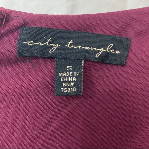 City Triangles Women’s pink sequin and lace halter neck midi dress. Size 5. - Picture 4 of 5